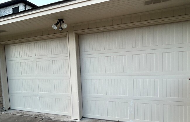 Building Photo - 5022 Darnell St