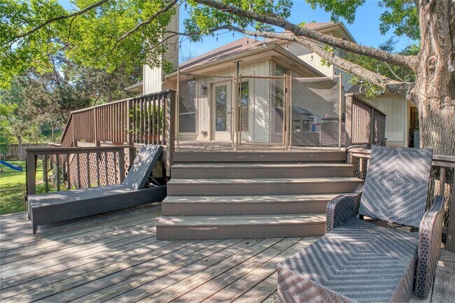 Building Photo - 7201 Breezy Pass Cove