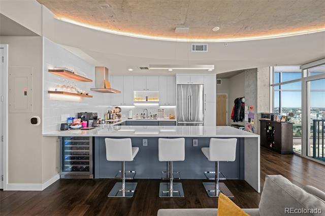 Building Photo - 1700 Bassett St