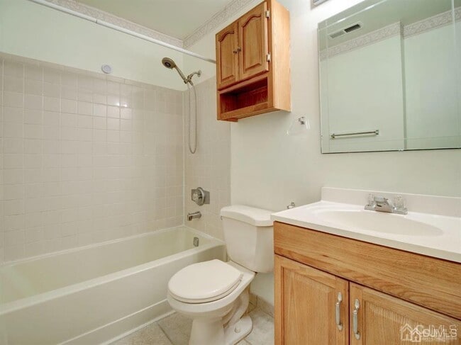 Building Photo - 1513 Ravens Crest Dr