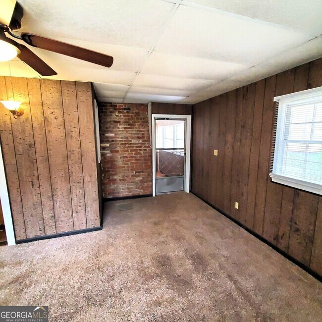 Building Photo - 7025 Rico Rd