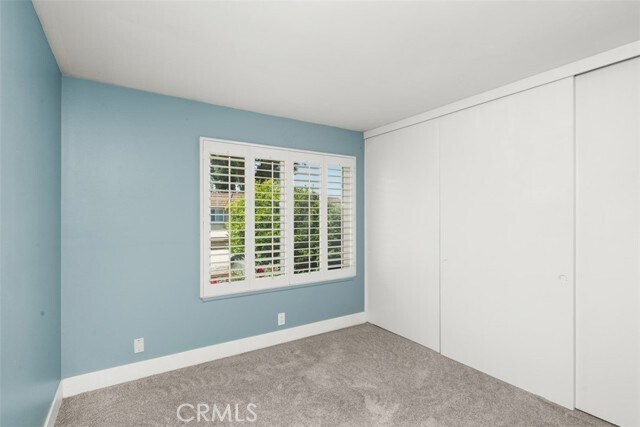Building Photo - 10300 Columbia River Ct
