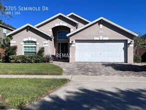 Building Photo - 3705 Seminole Dr