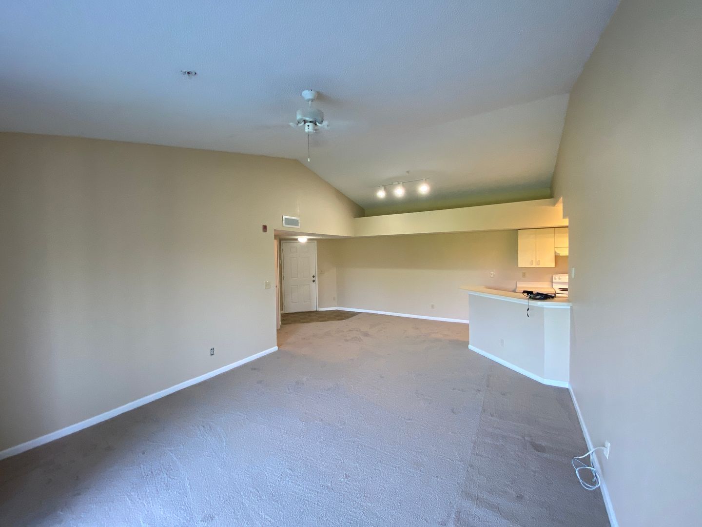 Building Photo - 13525 Eagle Ridge Dr