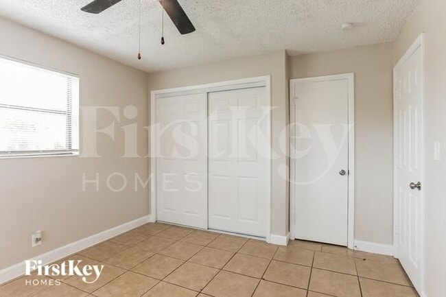 Building Photo - 3391 NW 42nd St