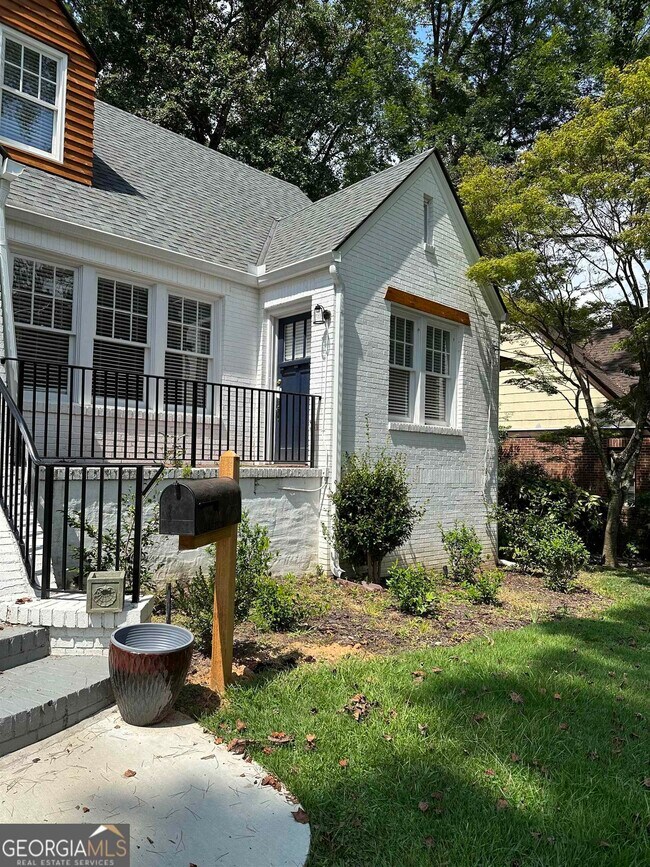 Building Photo - 1136 Lanier Blvd NE