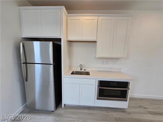 Building Photo - 530 Preston Crst St