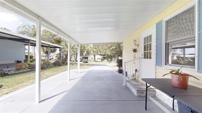 Building Photo - 1519 Hillcrest Dr