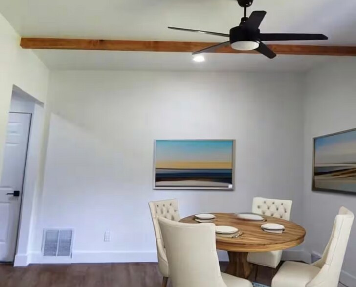 Building Photo - 1713 5th St