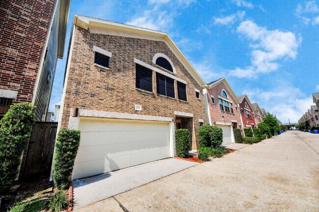 Building Photo - Gated community