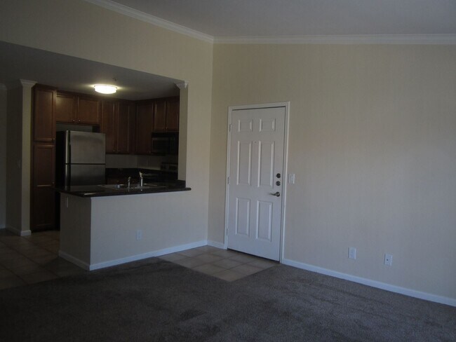 Building Photo - GORGEOUS CORONA CONDO