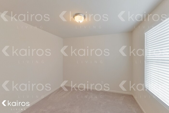 Building Photo - 207 Kyle's Dr