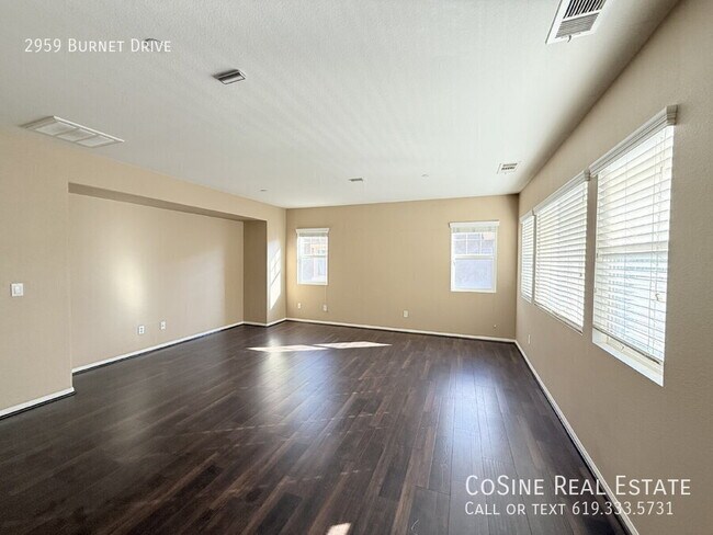 Building Photo - 2959 Burnet Dr