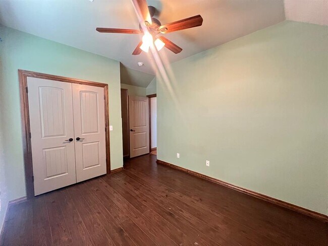 Building Photo - 11713 SW 14th St