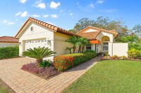 Building Photo - 4966 Clubview Ct E