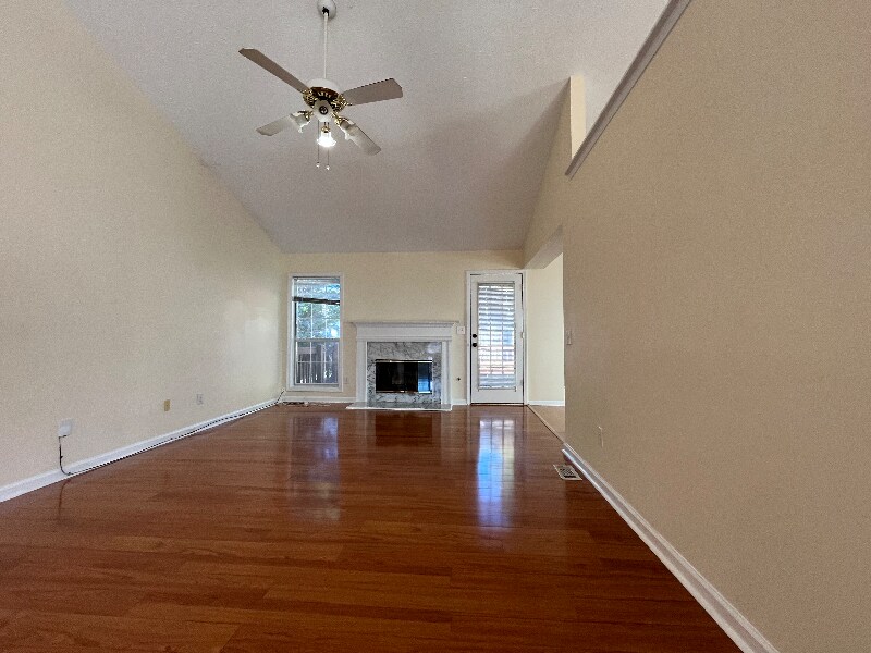 Building Photo - 4319 Tremont Ct