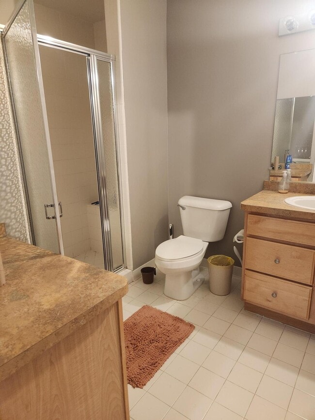 Building Photo - 45735 Graystone Ln