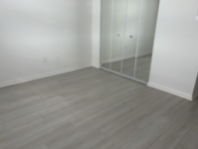 Building Photo - 9589 Tavernier Dr