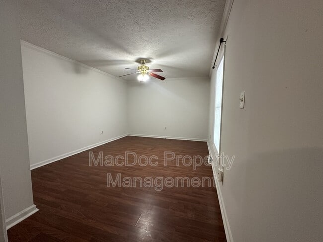 Building Photo - 12235 Pinyon Ln