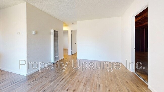 Building Photo - 2741 Gilmore Ln