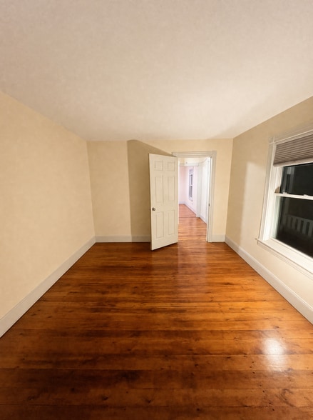 Bedroom 1 - 12 Jay St