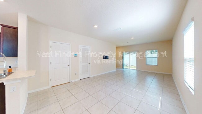 Building Photo - 905 Observatory Pkwy