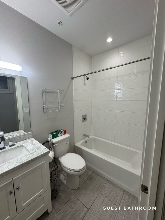 Building Photo - 9 Independence Ave