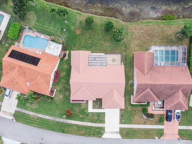 Building Photo - 9525 El Clair Ranch Rd