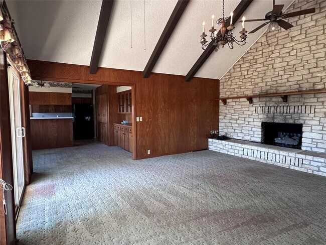 Building Photo - 180 Griesenbeck Ranch Rd