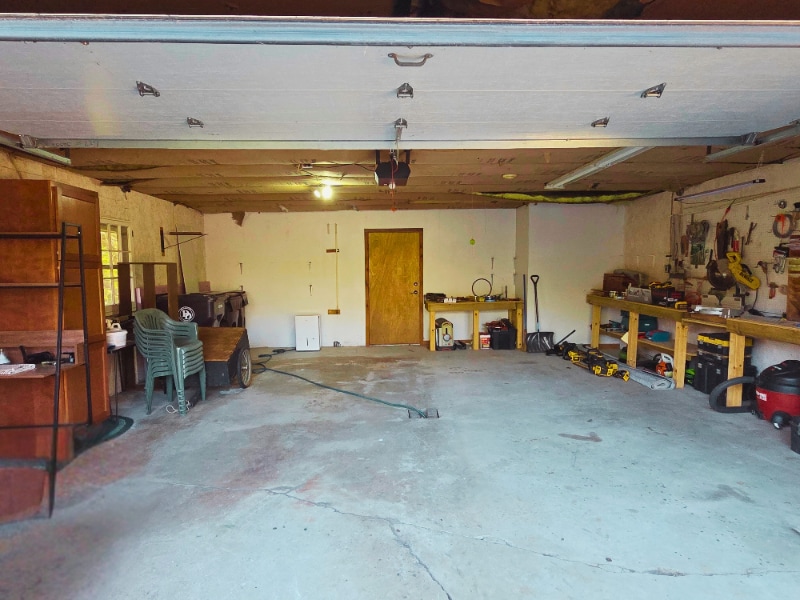 Building Photo - 510 M-35