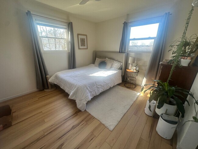 Building Photo - 2BR/2BA Apartments Near Downtown Blacksburg & Virginia Tech