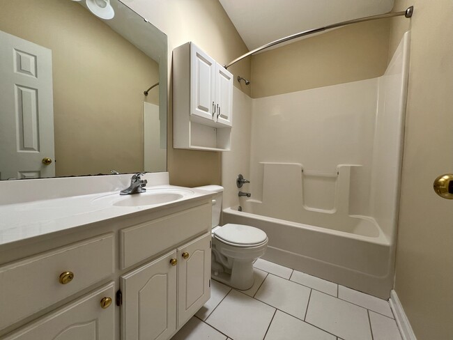 Building Photo - 1517 Applewood Way