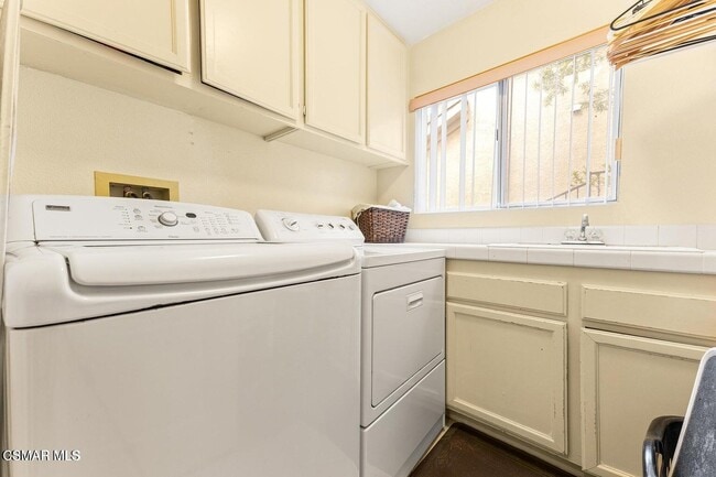 Building Photo - 22521 Blueridge Ct