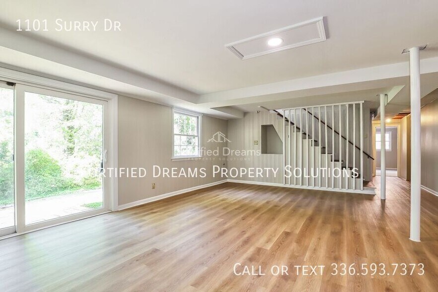 Building Photo - 1101 Surry Dr