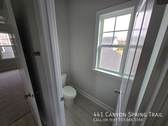 Building Photo - 441 Canyon Spring Trl