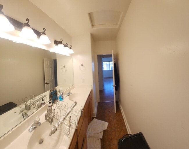 Building Photo - Super close to Poly- Approx. 1000 feet from Cal Poly Grand Avenue entrance-VERY CLOSE!!!