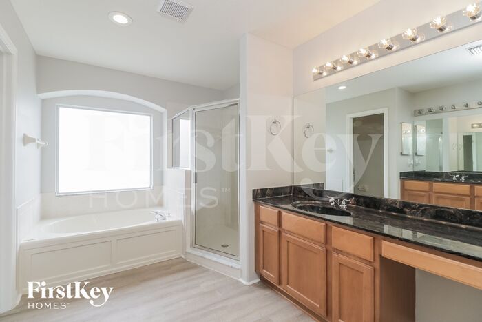 Building Photo - 18325 Cypress Haven Dr