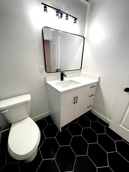 Building Photo - 3288 N 200 W