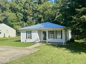 Building Photo - Charming 3BR/2BA home in Dothan, AL - Appl...