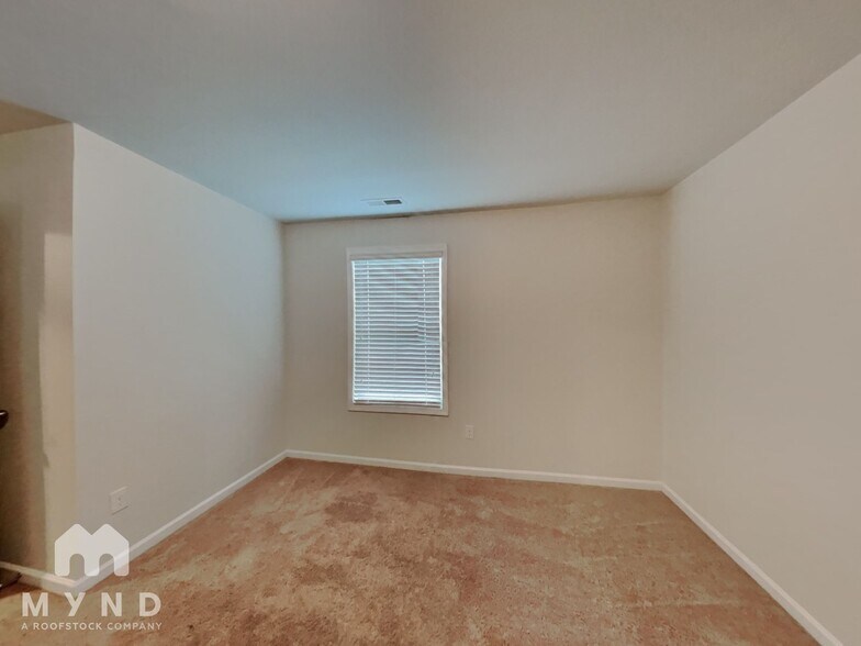 Building Photo - 7377 Birchshire Dr