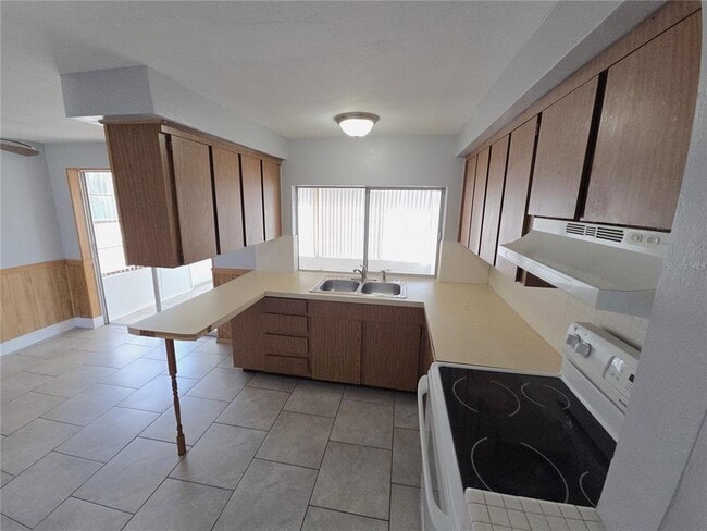 Building Photo - 3513 Westchester Dr
