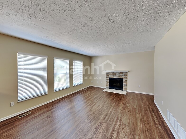 Building Photo - 191 Stonemast Loop