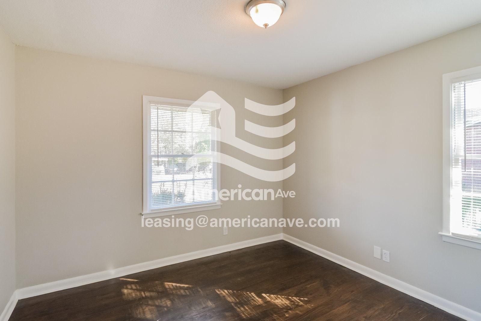 Building Photo - 227 Marian Dr