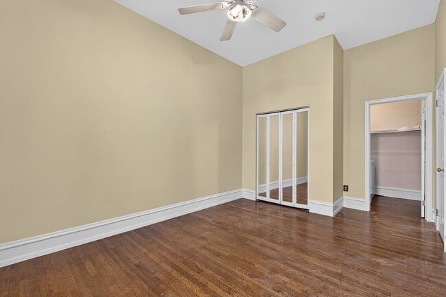 Building Photo - Welcome to the Baynard House; Elegant, Spacious & Bright Showing- Showing Sunday 7/26 9:30am-9:45am