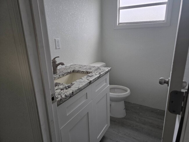 Building Photo - 933 Chandrika Pl