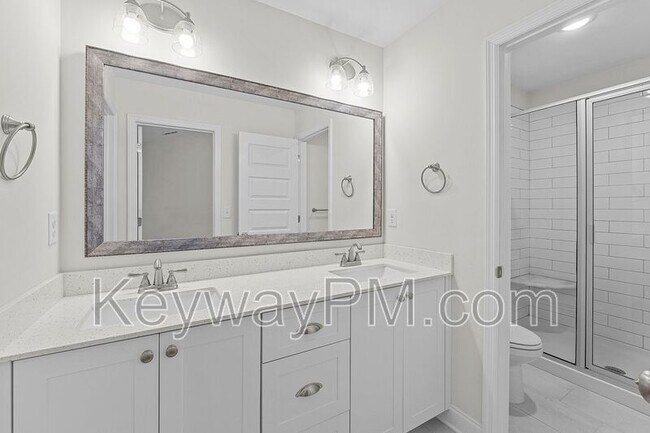 Building Photo - 317 Sumac Trail