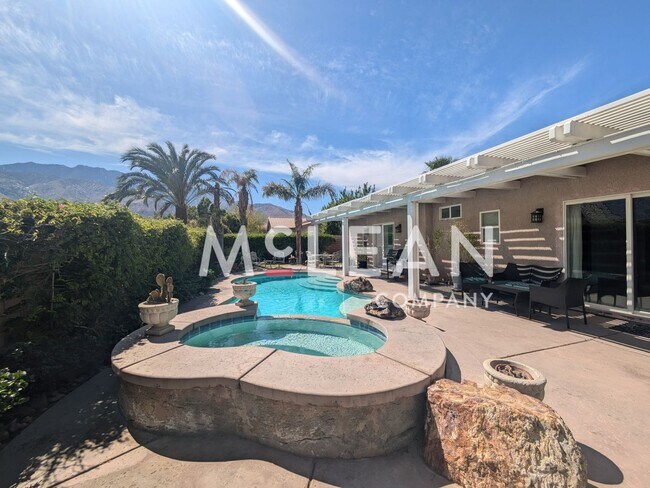 Building Photo - Stunning 3 Bedroom Home with Private Pool & Spa in Palm Springs!
