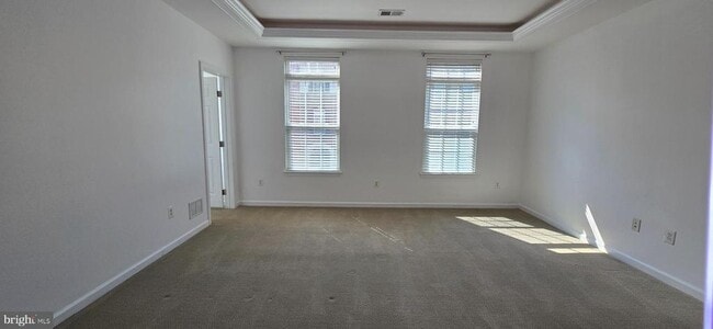 Building Photo - 5658 Virginia Ln