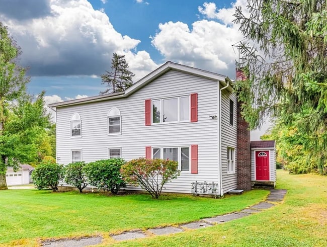 Building Photo - 9475 Mayfield Rd