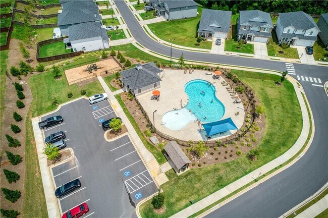 Building Photo - 607 Runnel Dr